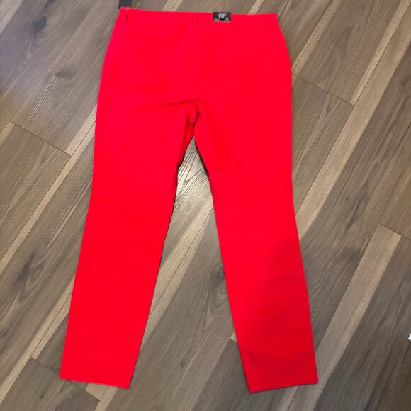 Crown & Ivy Women's Red Skinny Super Stretch Ankle Pants ~ 12 ~ NWT ~ Christmas - Picture 4 of 5